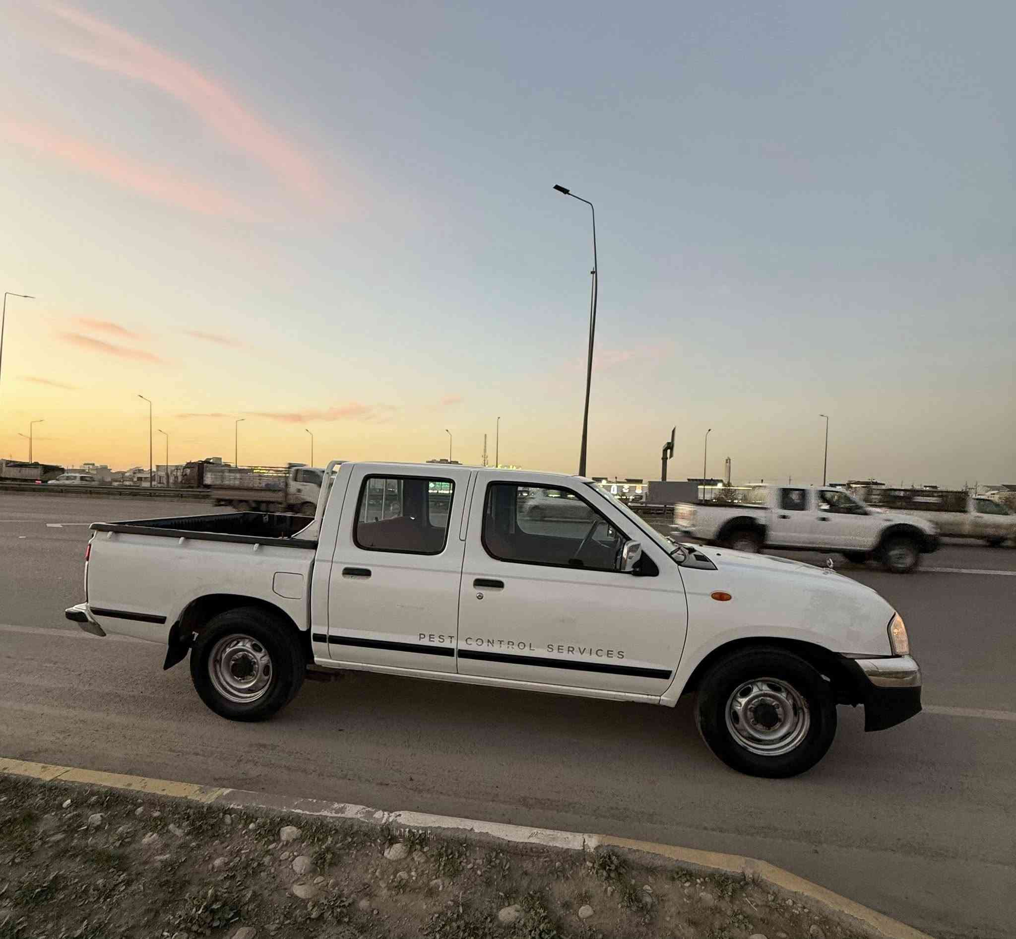 نيسان بيك أب دبل قمارة موديل 2008
 • بدون صبغ و بدون بارد
 • كلشي بيها جديد و (بلدي).
 • السيارة نظيفة جدًا وماشيه ٣٠٠ الف 
كلشي بيها بشرط 
السعر: 120 (قابل للتفاوض)
مكان السياره اربيل


**إذا كنت صاحب هذا الإعلان وتريد حذفه لأي سبب، رجاءا أرسل رسالة إلى الدعم الفني**