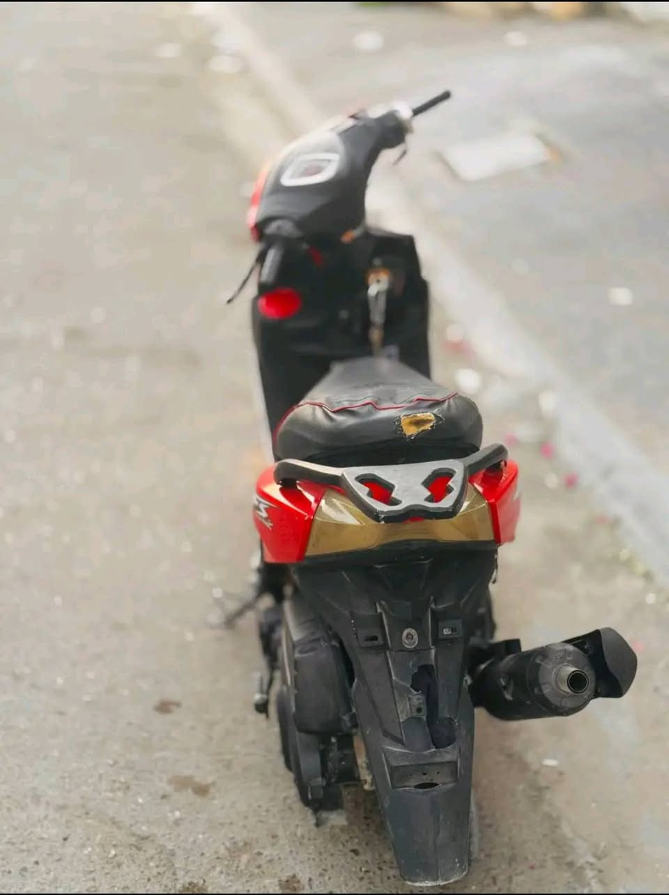 درجات  افاس البيع  السعر 300وبيه ماجال قليل دراجه  كاله شغاله كهربائية  ما مفتوح  نروح نودي المصلح ونفحص دراجه  مستعجل على بيعته وراسني على الخاص وبيك خير ودلا
 مكان كربلاء  حي العباس


**إذا كنت صاحب هذا الإعلان وتريد حذفه لأي سبب، رجاءا أرسل رسالة إلى الدعم الفني**