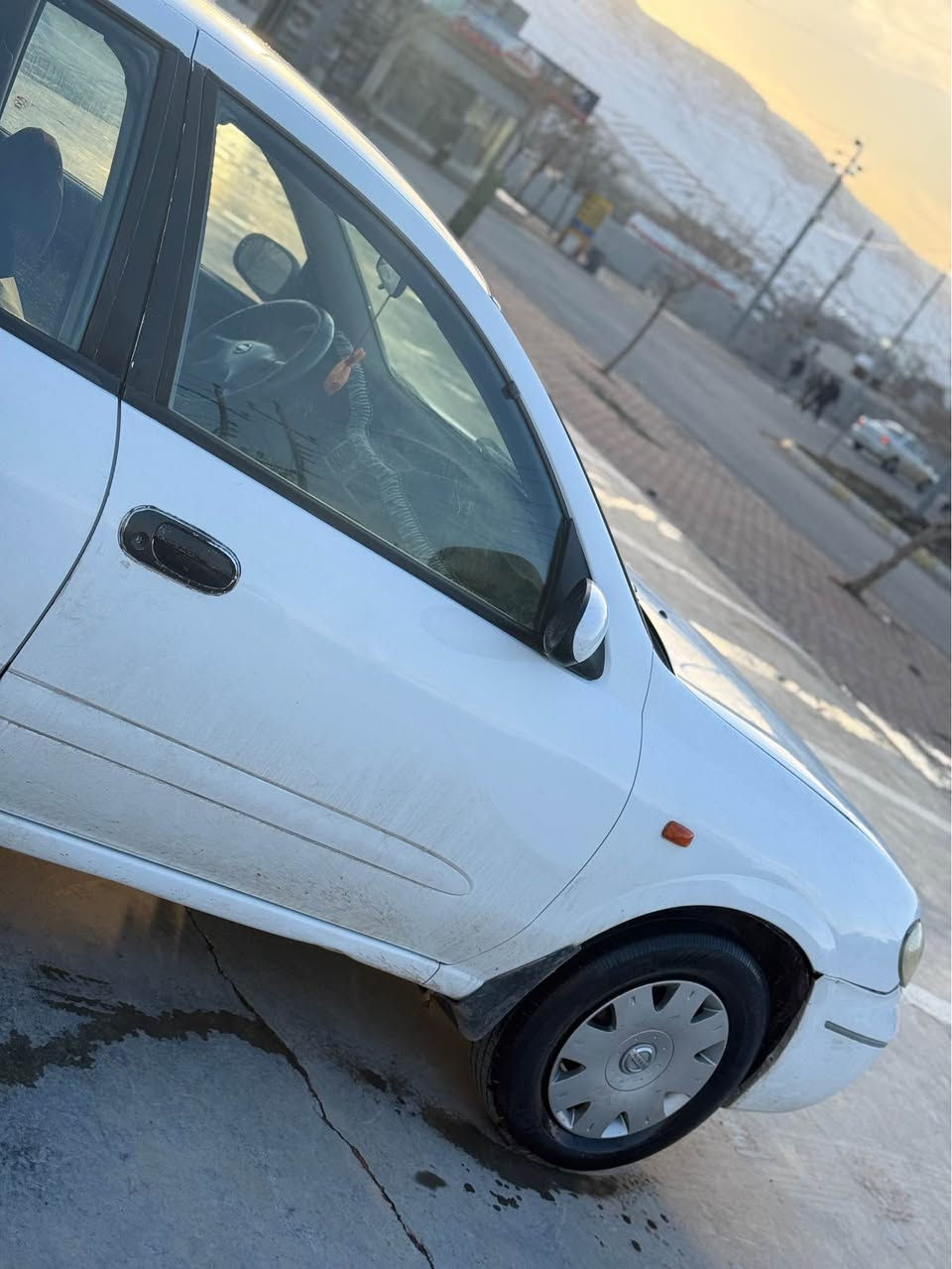 نیسان سەنی مۆدێل ٢٠٠٤ مەکینە سپی گێر عادی گێرو مەکینەو تەبرید بەشەرت ڕەقەم سلێمانی سەنەوی تا ٢٠٣٠ تازەیە دوای لێدرانێکی کەمی هەیە پێشی کەپسە کارەبای هەموی مەزبوتە 
سعری ٧٤ گەلا 
شوێن بازیان السليمانية, العراق


**إذا كنت صاحب هذا الإعلان وتريد حذفه لأي سبب، رجاءا أرسل رسالة إلى الدعم الفني**