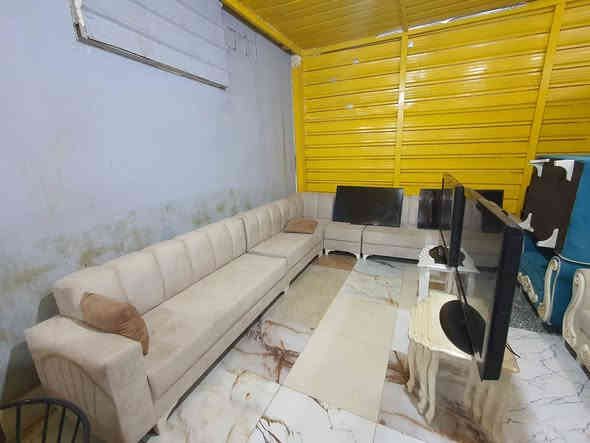 متوفر شاشات LG وسامسونك والجنرال الاصلي
موقعنا الزبيدية شارع 20 مجمع الكرار 
للاثاث المنزلية المستخدمة
للاستفسار الاتصال 
***********
***********
