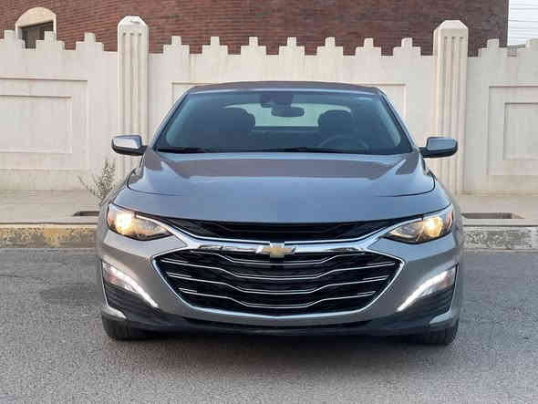 شفروليه ماليبو  LT موديل 2023 
ايرباك : سليم 
______________________
موصفات:
بصمة 
تشغيل عن بعد
ابواب بصمه
شاشة 
كاميرا
ردار
نقطة العمياء
تحديد المسار
تحديد السرعة 
كشن كهربائي
تبريد امامي وخلفي
‏صبغ باب خلفي شبر بهلال الخلفي
بيع او مراوس مع سيارات ارقام شمالية فقط   
السعر 128—————————————————
‭0770163 6045‬ واتساب 
‭0750371 2536‬
 *********** واتساب
