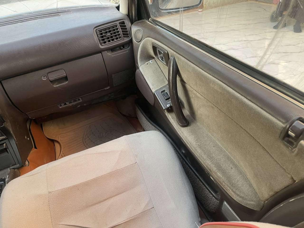 هارتوب للببع رقم واسط. تحويل مباشر جاهزه. 
مكفوله من صبغ وضربه. 
مكينه وكير مكفوله. 
دواخل حلوه
المكان ناصريه
***********
