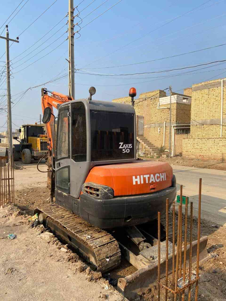 حفارة هيتاشي حجم 50 جاهزه للعمل نقار وكيله رقم سليمانيه تحويل ثاني يوم للأستفسار ***********
