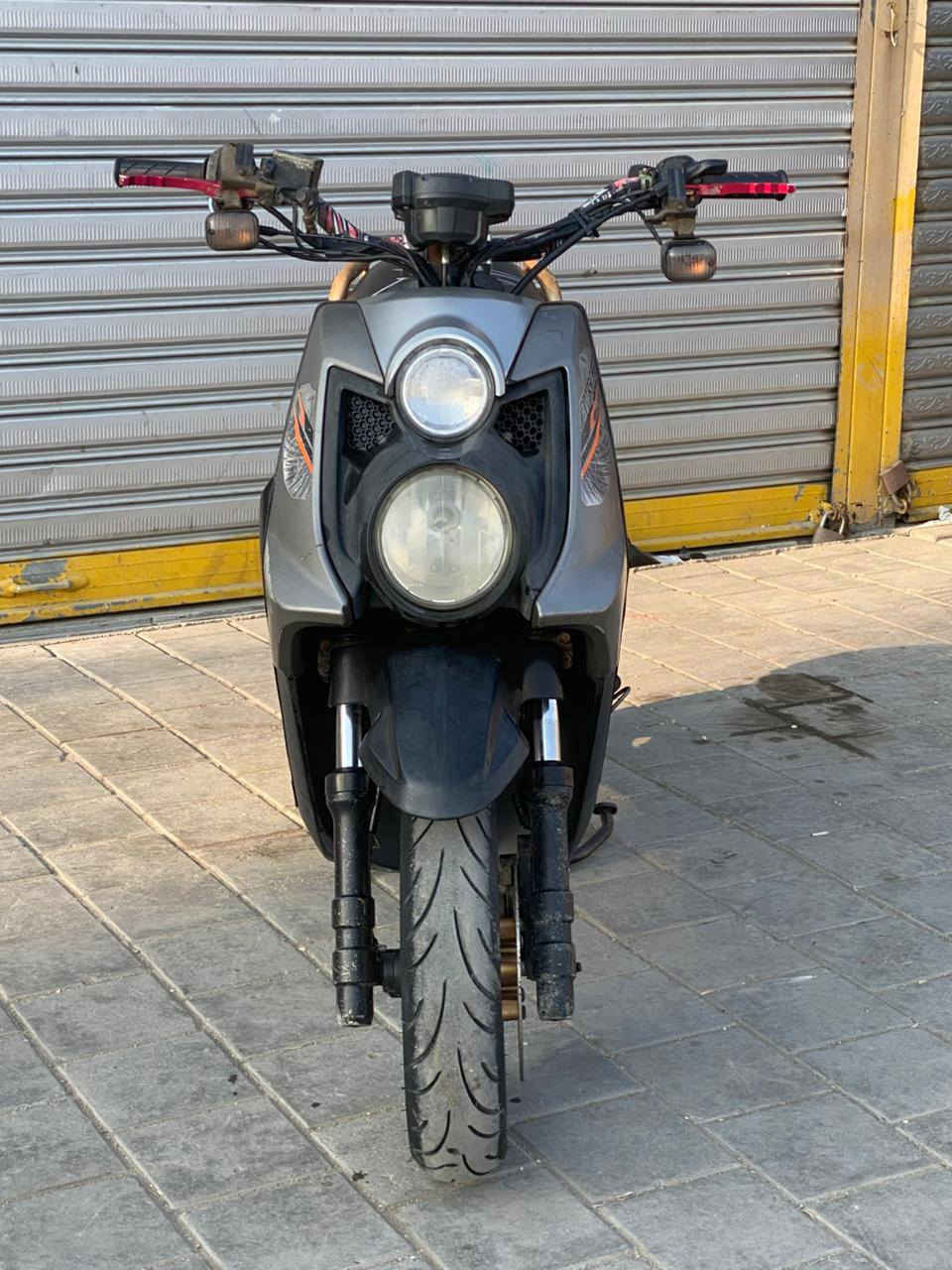 سلام عليكم 
دراجه سكنس جبلي مديل2015 وضع رمبه بعده ملحه اوراق معرض كامله 
دراجه كفاله عامه دراجه ما مفتوحه من كلشي
قفل جوزه 
قفل ستيرن
قفل جنطه
تخم تابرات جديده
تخم دبلات جديده
كهربابات كله شغاله دبل اشاره ما بيه اي نقص دراجه
مكان بغداد شعب دراجه عارضه مليون150 بيه مجال قليل كلش ***********
