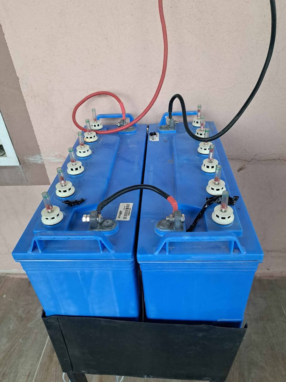سیستەمی تاقەشەمسی بۆفرۆشتن 
کاملەوبەشەرتی ئیش کردن
4ئەمپێرڕۆژ 2ئەمپێر شەو
*********** السليمانية, العراق
