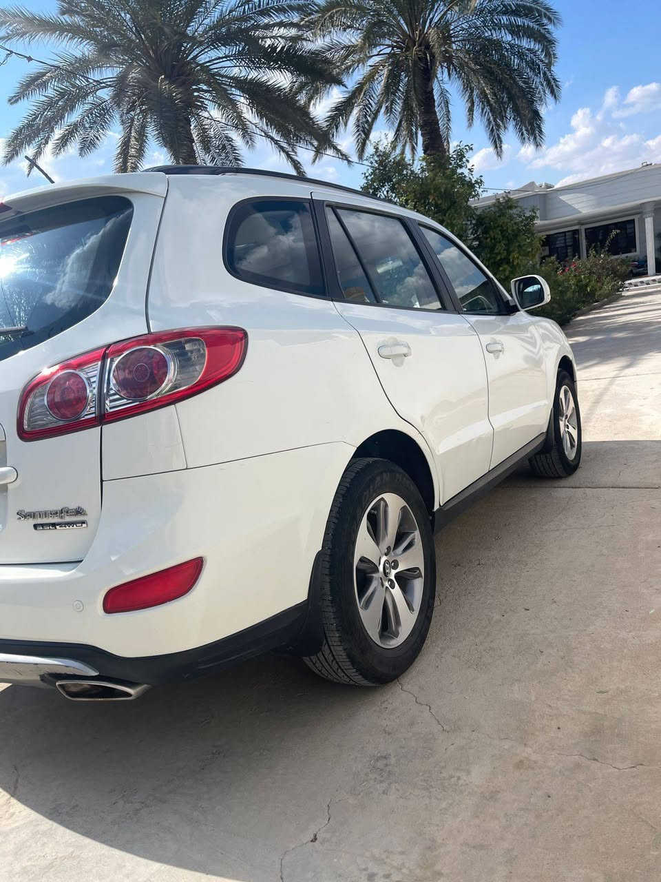 سلام عليكم ورحمة الله وبركاته

 للبيع سيارة سنتافي موديل 2012

 فول مواصفات عدا التشغيل بصمه 

وارد خليجي بدون حادث كلين

محرك 6 سلندر

السعر 180 ورقه

المكان ديالى منصورية دلي عباس
للاستفسار الاتصال على هذا الارقام
***********
*********** بعقوبة, ديالى
