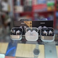 جالاكسي بادز 3 برو • نظيفه • عزل الضوضاء