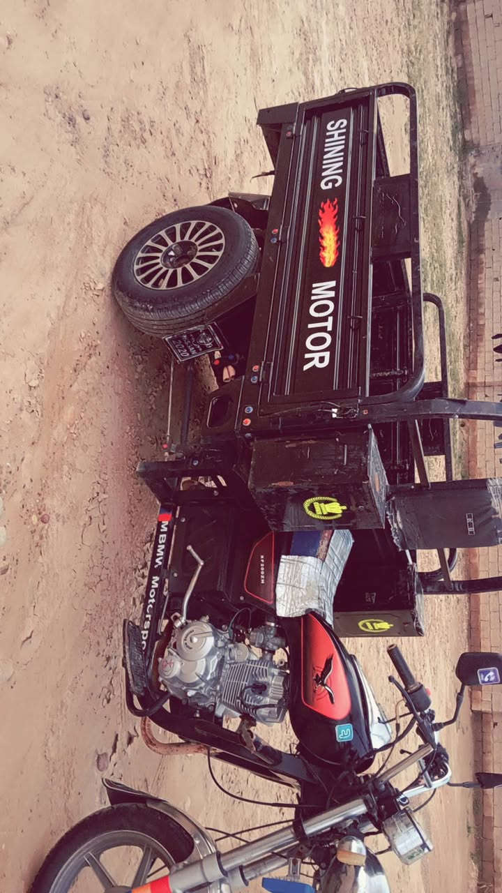 سلام عليكم ستوتة ام طير جمره رقم*********** موديل 23 اوراق كامله ؤبليته بيهه كهربائيات كله شقاله تخم تايرات جديد دبلات شغال برقي ما بيه نقص مكاني ديالى حمرين سعر خاص
