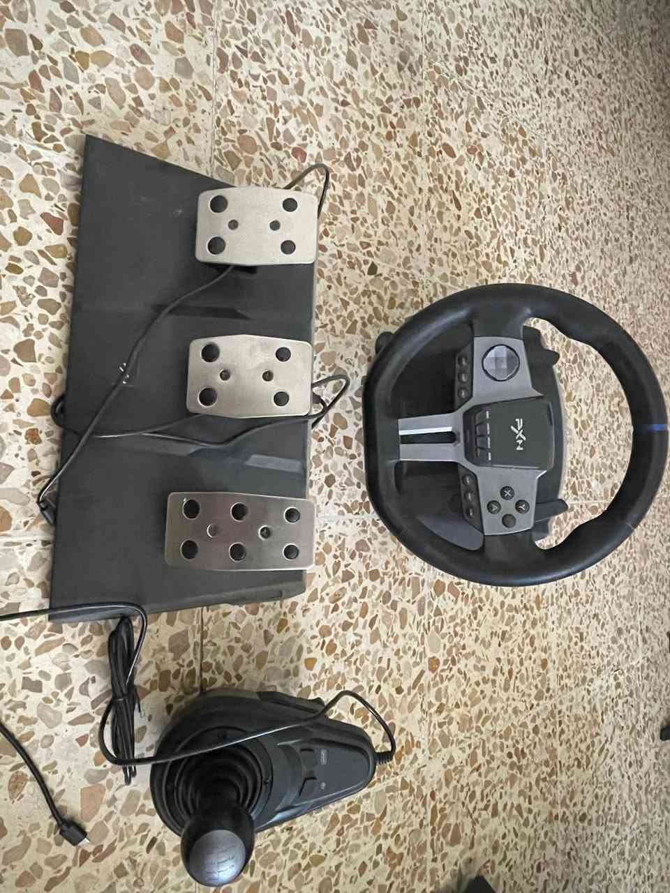 ‏الدركسون للبيع جديد السعر250 بي مجال
***********
