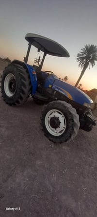 مكينة • نيوهولند • ٢٠١٥