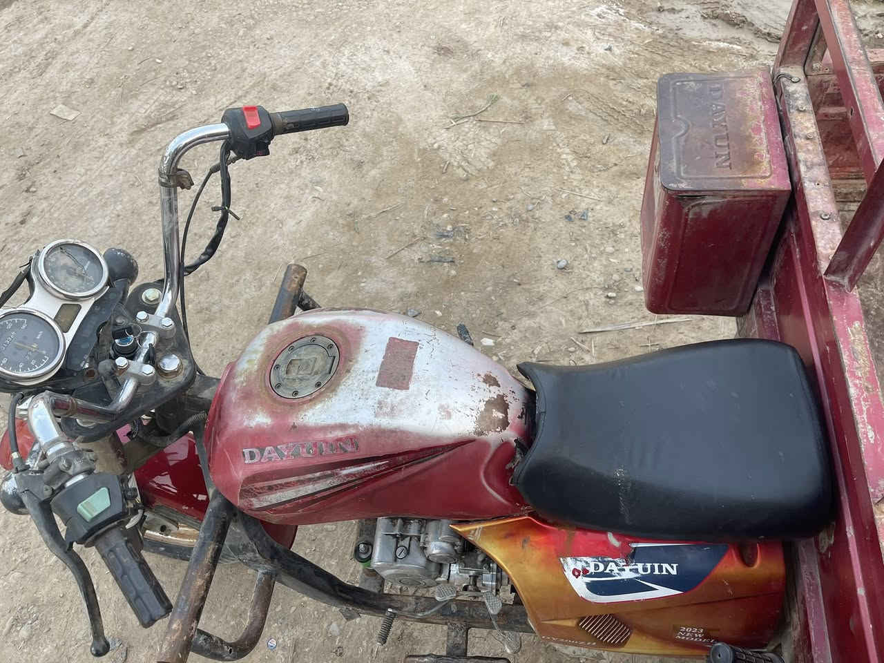 سلام عليكم ستوته دايوانً للبيع الموديلً ١٥ المكان ديالى المقداديه  رقم ‭٠٧٧٢ ٤٩٢ ٠٢٧٠‬)
