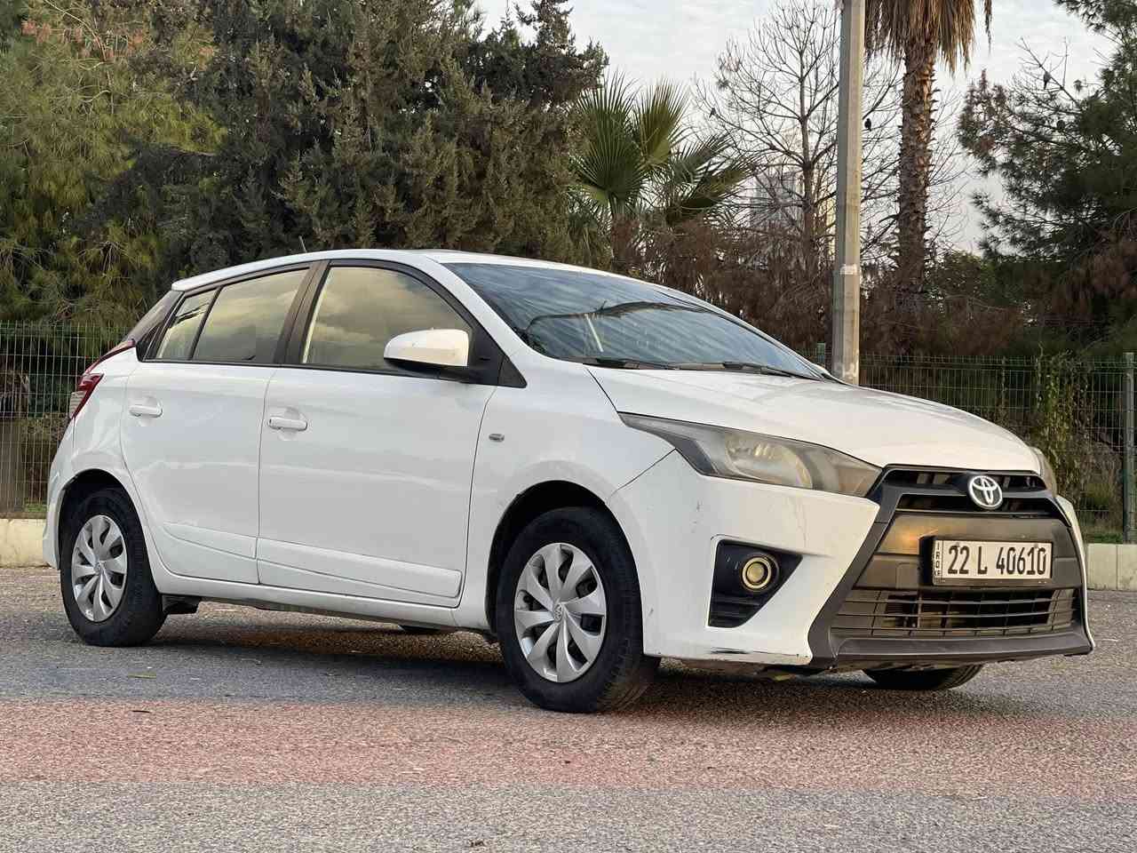 السلام عليكم
سعر ١١٠ ورقة 
نوع سيارة : تويوتا يارس 
موديل : ٢٠١٧ 
ماشية : ١٣٧ الف كم 
حجم محرك : ٤ سلندر ١.٣ 
وارد خليجي جاملغ بونيد صبغ بدون دواخل بدون ارباك بس رش بدون حادث 
تحويل غرامة شرط 
سنوية جديد 
كير محرك صدر كل جديد
مكان اربيل 
***********
