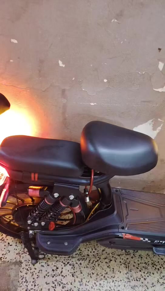 السلام عليكم ماطور البيع 5بتريت شرط الفحص الحجم 24ماطور نضافه. فول كلشي ما يعووزلو السعر 225 وبي مجال بسيط  العنوان موصل جانب الايمان التوصل خاص


**إذا كنت صاحب هذا الإعلان وتريد حذفه لأي سبب، رجاءا أرسل رسالة إلى الدعم الفني**