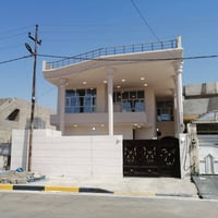 بيت طابو صرف حي المطار على شارع رئيسي يبعد عن الشارع العام ١٠٠ متر تبل...