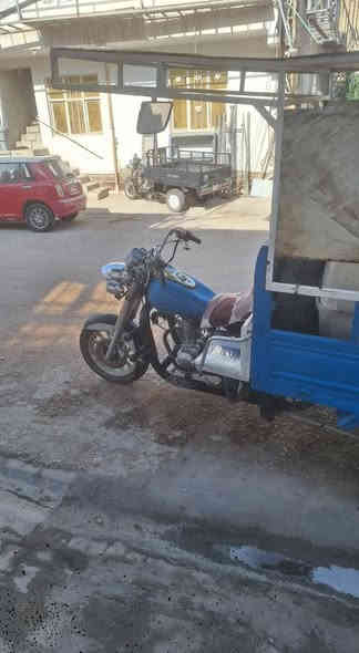 سلام عليكم  ستوته للبيع (كلك) (مكفوله من السرقه)محرك مديل ٢٠٢٤ تيرات ٣ جدددراجه نضيفه كلش مكان نجف (كوفه) سعرها[ ٩٠٠] وبيها مجال للشراي  الدراجه نضيفه كلش شوفت عينكم اتصال ***********
