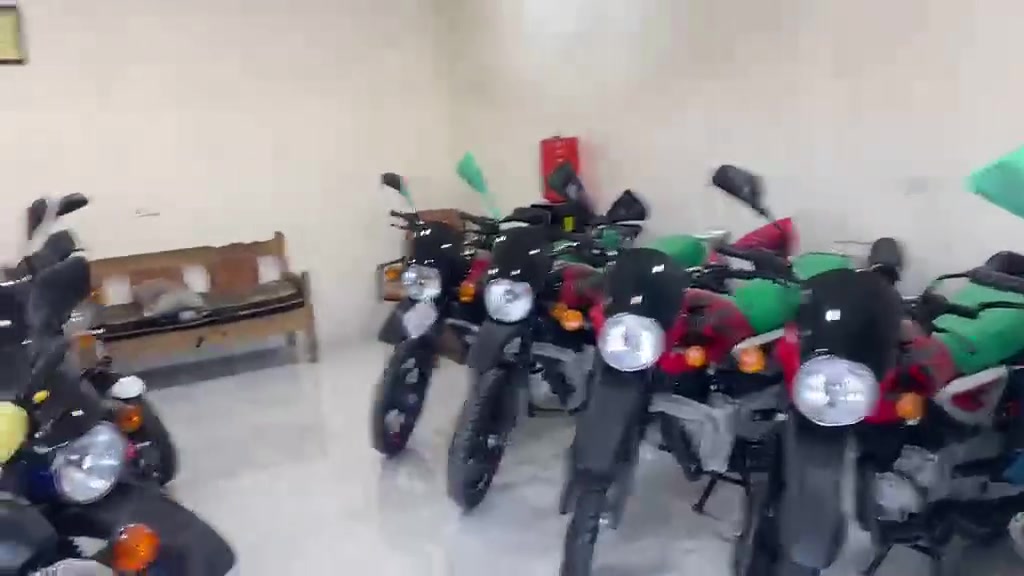 يالله السلام عليكم ورحمة الله وبركاته
بوكسرات للبيع او مراوس بيع بل نقد والقسط ماستر الرافدين فقط ديالى بعقوبة التحرير مقابل فوج ال 7 طريق بهرز 

***********
