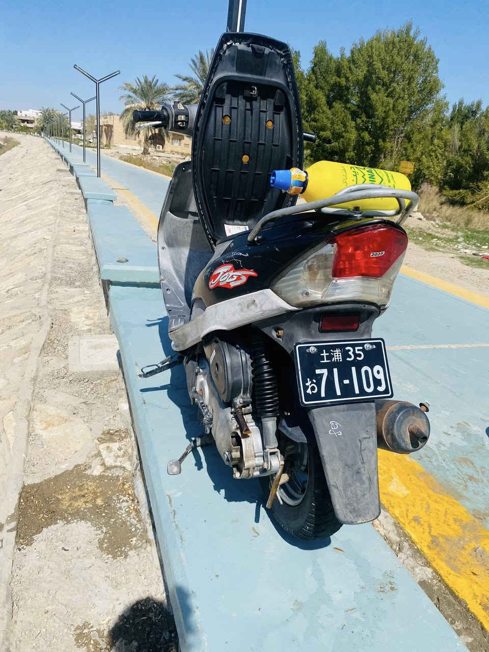 السلام عليكم 
ماكس منغولي بوشه ٤٩ بلادي الدراجه شلعه ومعدل خير من الله تجي تجيب وياك فيتر وافحص المكينه مفتوحه مبدل بس ولفات بيه نواعم رياضي كلج امامي وبيه قبق فلاوين ويشويه ترتيبات خارجيه بانزين كله محسن الدراجه سلف هندر تشتغل والسعر ٥٠٠ وبيه مجال للشراي العنوان
حله قرب جسر بته
***********
