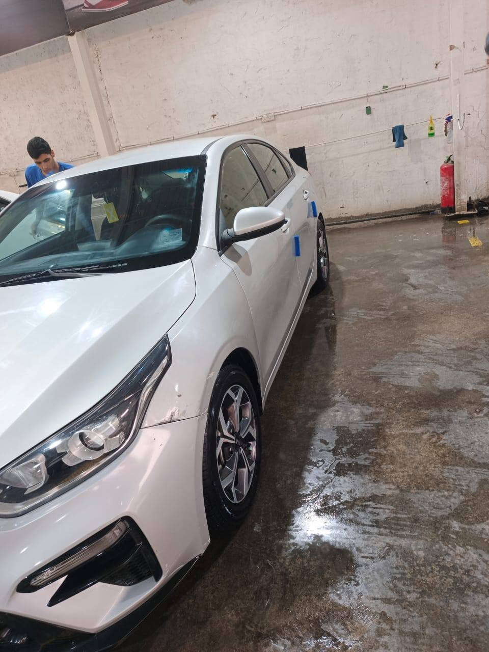 سلام عليكم كيا فورتي موديل 2019ماشيه ٨٥ حادثه امريكيه شويه من البنيد وجاملغ مبادلات بدون دواخل وبيها قطع صبع بلعراق أثر شخوط كير مكينه تبريد صدر كله مكفول مكان الكاظميه السعر ١١٣ وبيها مجال ***********
