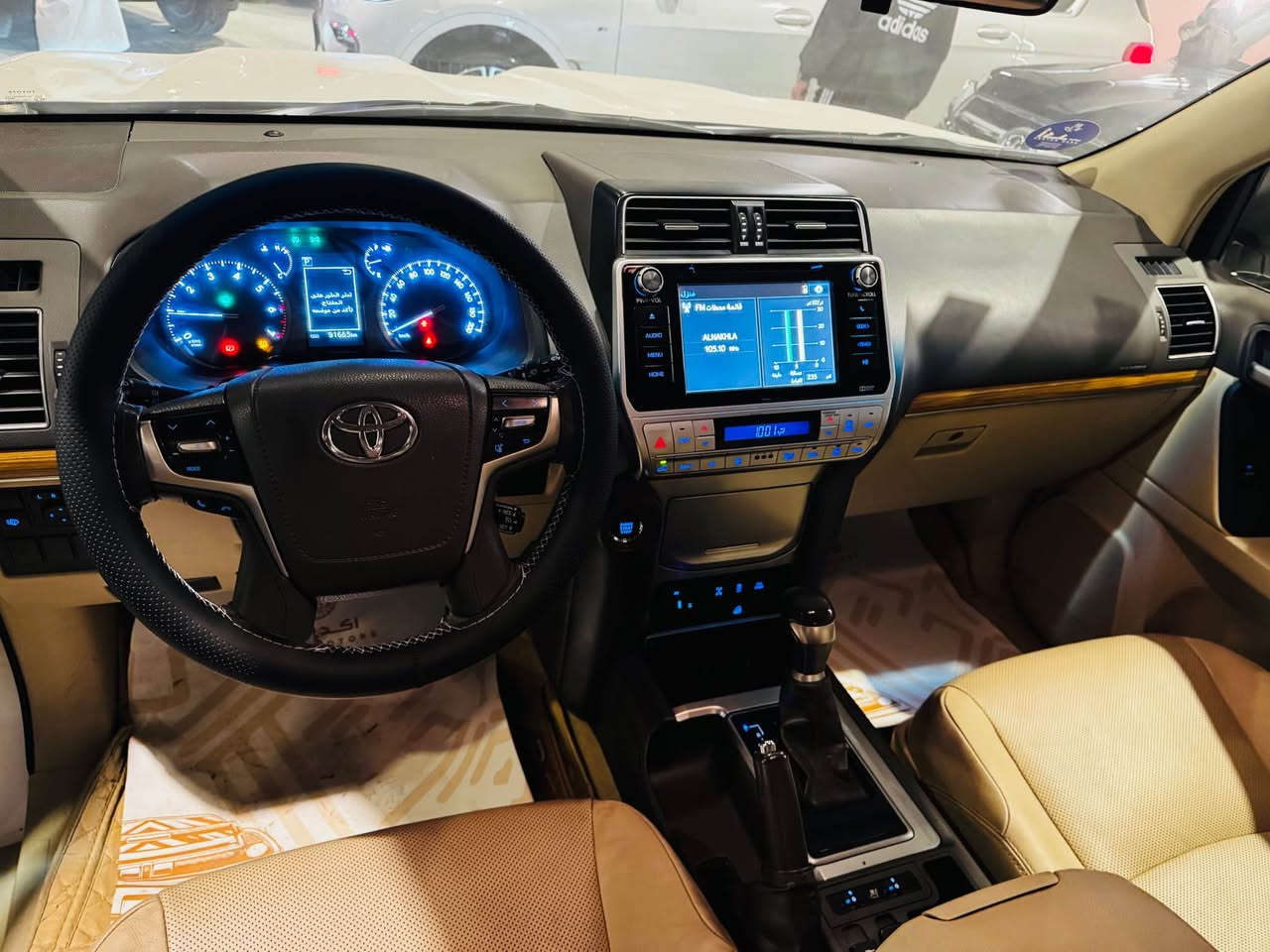 برادو 2018 VX
ضمان شركه ساز 
ماشيه 92الف كليو 
مكفوله 
السعر 40 الف دولار 

*********** بغداد, العراق
