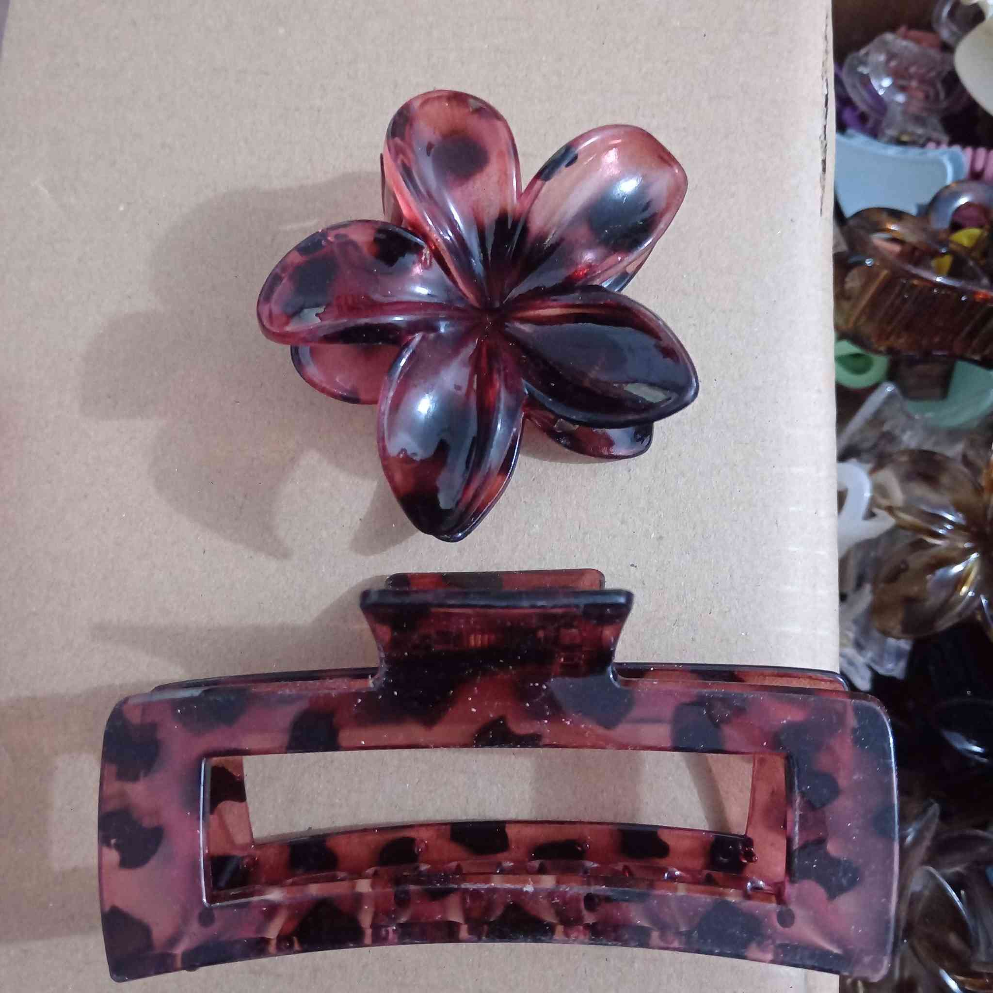 متوفر طباكات أطفال وقراصات نسائي القطعة الف دينار حسابك يعبر ال ٢٥  توصيل مجاني
ماشات الأطفال الكارت الف المفرد بالجملة ١٥ كارت ب ١٠ الاف


**إذا كنت صاحب هذا الإعلان وتريد حذفه لأي سبب، رجاءا أرسل رسالة إلى الدعم الفني**