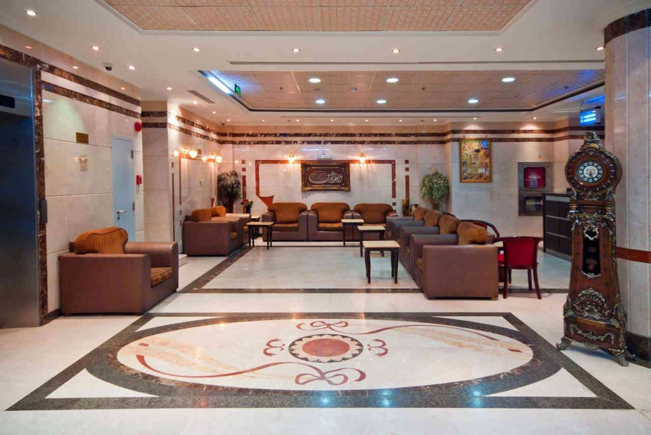 اهم ما يميز برنامج العمرة في شركتنا هو :
دخول المدينة المنورة اولا و السكن في فنادق 
( فندق ديار الهدى او ديار المدينة او منازل الرحمة )
فئة 4 نجوم ⭐️⭐️⭐️⭐️ 
فنادق مكة المكرمة فئة 4 نجوم ⭐️⭐️⭐️⭐️
( فندق اركان بكة او فجر البديع )

اقرب رحلات العمرة المتوفرة : 
عمرة رجب شعبان بتاريخ 15 / 1 
عمرة شعبان ( بداية عطلة نصف السنة ) 

للحجز والاستفسار الاتصال على الرقم 
*********** واتساب 
العنوان: السماوة شارع الجسر بداية مجسر الصدرين
