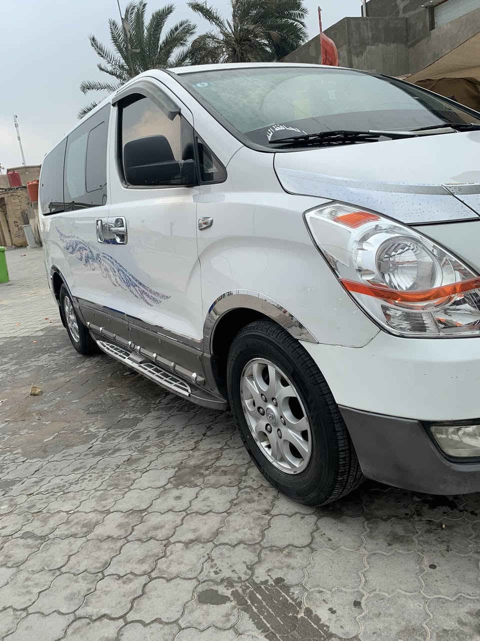 السلام عليكم ستاركس  مديل14اصل سياره مكفوله قطعه والباقي كفاله عامه  عل جهاز  كير مكينه سبلاين  12 قلق اسود حداده  تبريد سياره فول تخم تاير  سياره خير من لله رقم بصره 
مكان لسياره البصره الزبير  رقمي ***********
