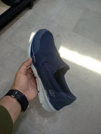 سكجر اصلي وكاله طبي قياس 41 طول القدم 26 يوجد توصيل جميع المحافظات/ 07...