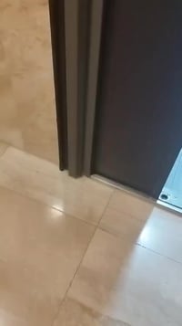 شقة للبيع 👇👇👇  مساحة 211 متر  عمارة 38 طابق الأول مطلة على البوليفارد ...