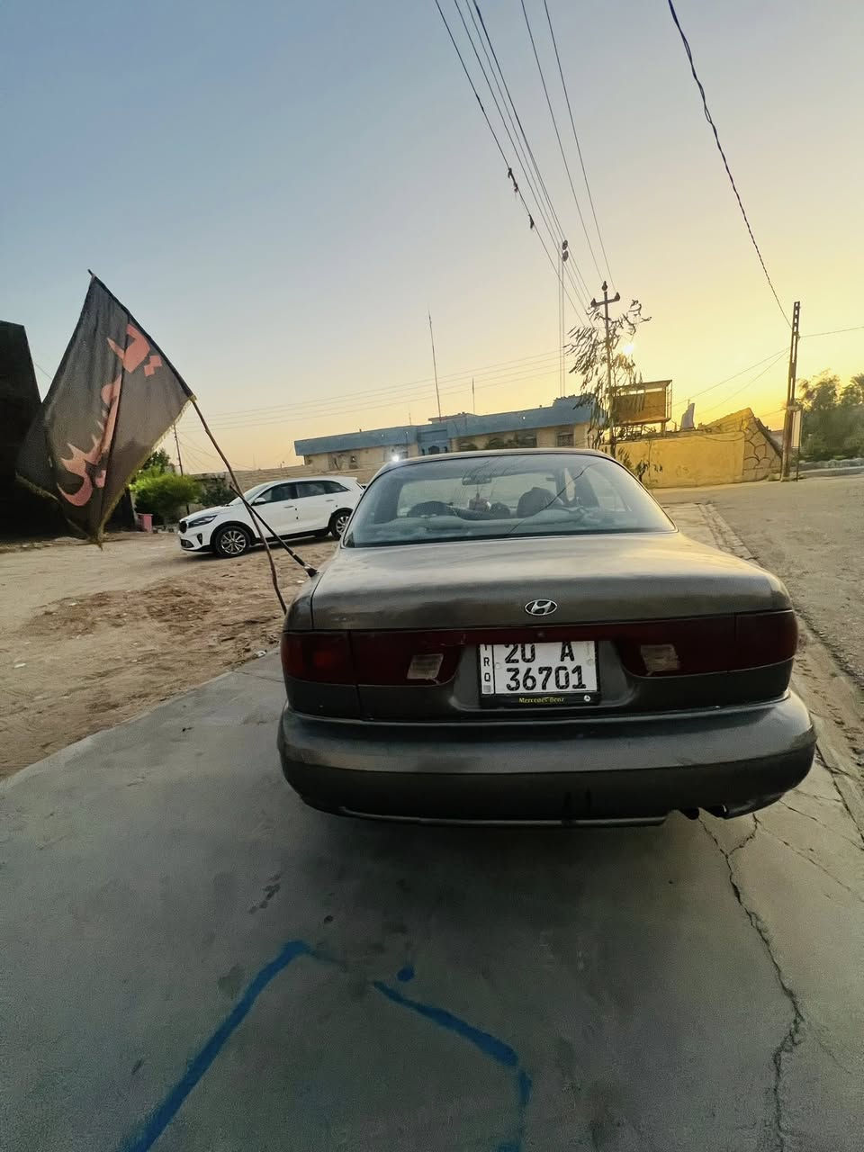 السلام عليكم 
سيارة سوناته 2للبيع 
كير اوتماتيك
سياره نضيفة خير من الله 
السعر 40 وبيها مجال

المكان ديالى الوجيهية ***********
