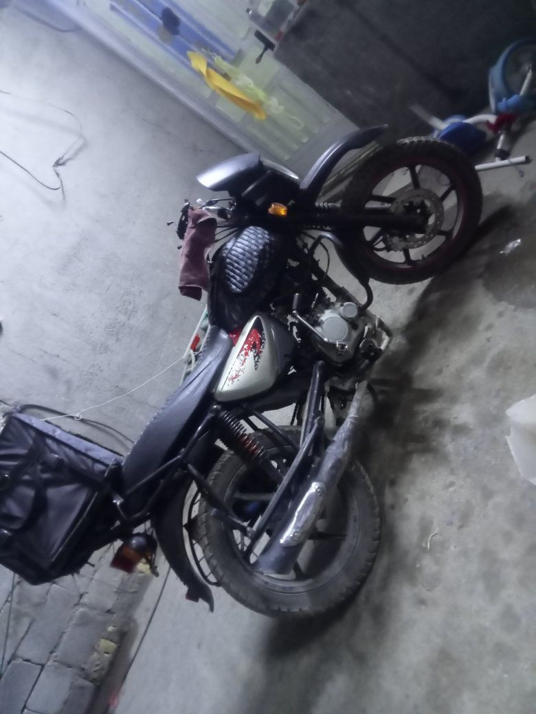 750 الف
بغداد دورة ابو تشير 
كوم حديد تشتغل وتمشي ناعمة ولا اي دخانة بيها


**إذا كنت صاحب هذا الإعلان وتريد حذفه لأي سبب، رجاءا أرسل رسالة إلى الدعم الفني**