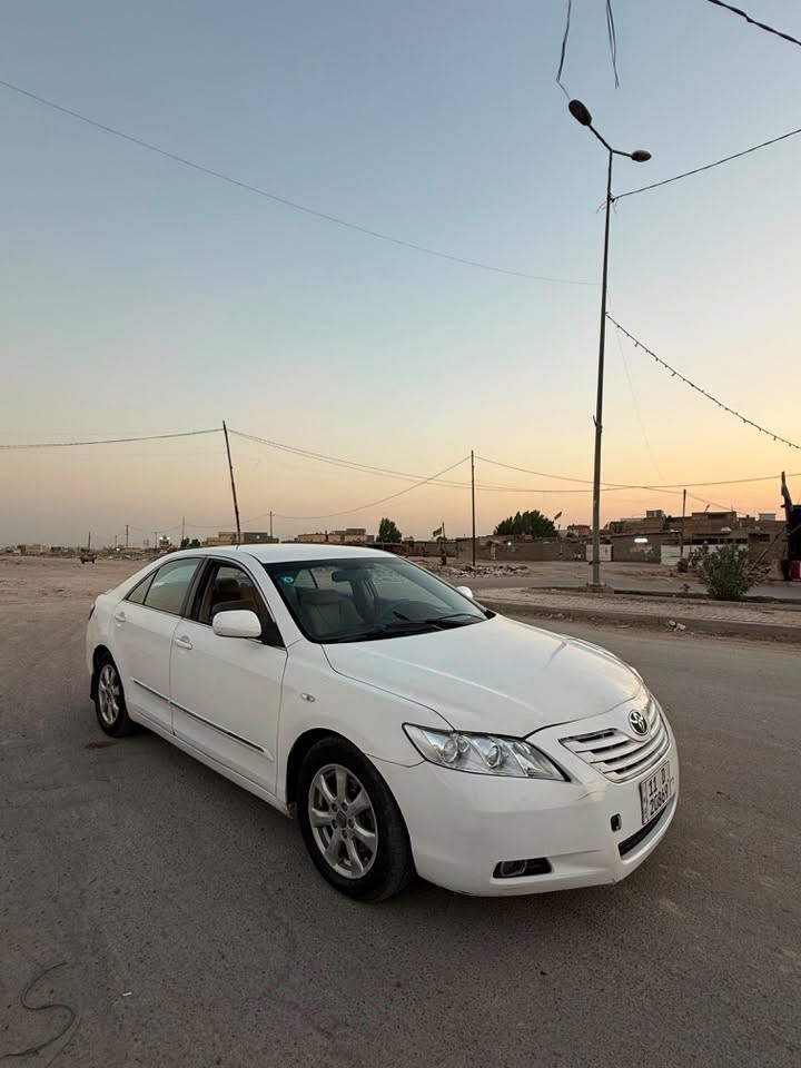 السلام عليكم كامري ٢٠٠٧ خليجي
كير مكفول محرك مال كصه ياباني اصل مصارله شهر ايضاً مكفول 
السيارة حلوة وجاهزة ( ماعدا نقص الكمبريسر  )***********
السعر ٨٠ وبيها مجال 
بغداد تقاطع الدرويش
