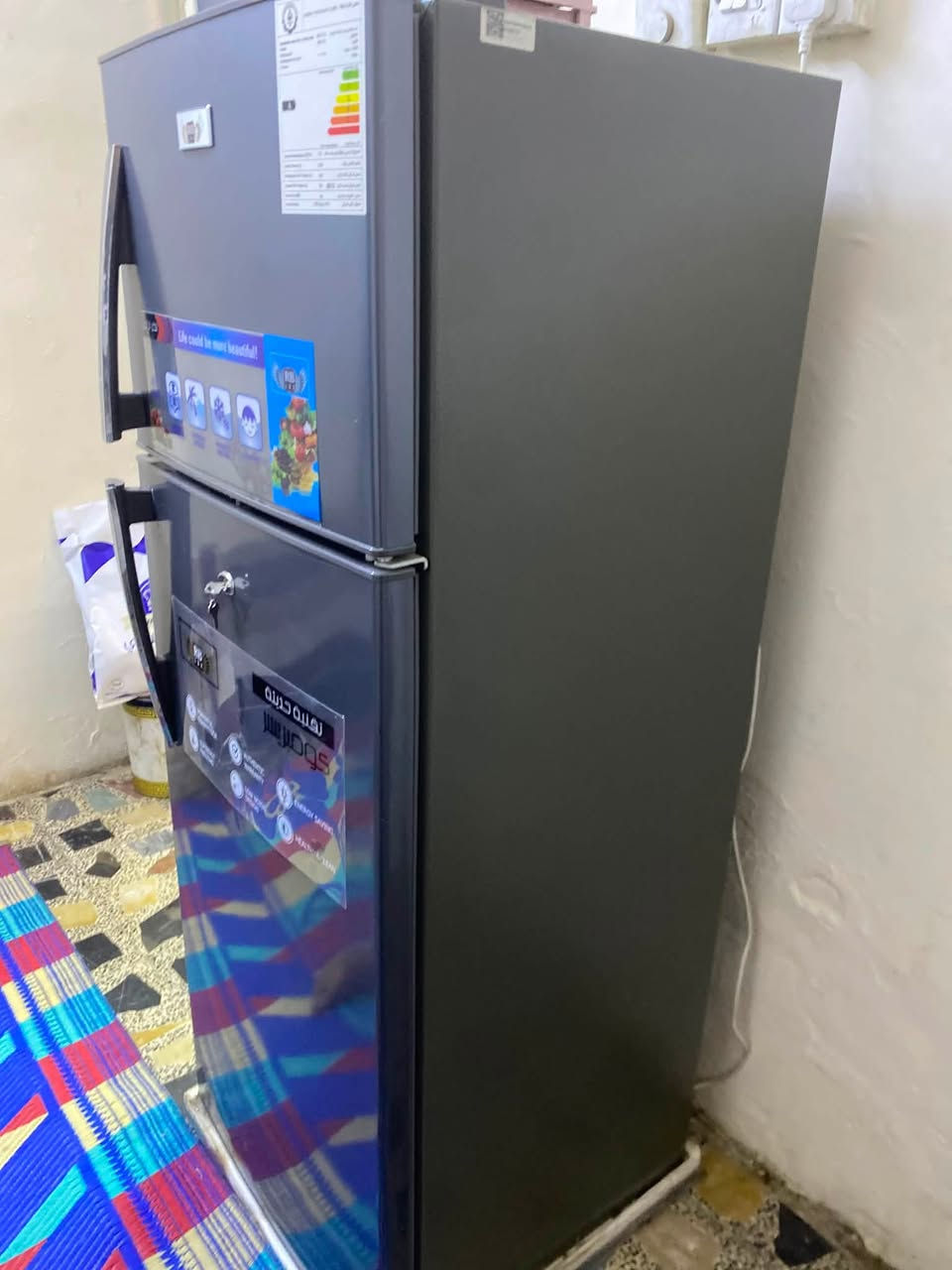 السلام عليكم ثلاجه  وشاشه حجم 55 للبيع
سعر الشاشه 250 
وسعر الثلاجه 200 ثنينهن جدد 
مكان بغداد 
رقم تلفون ‭***********‬
