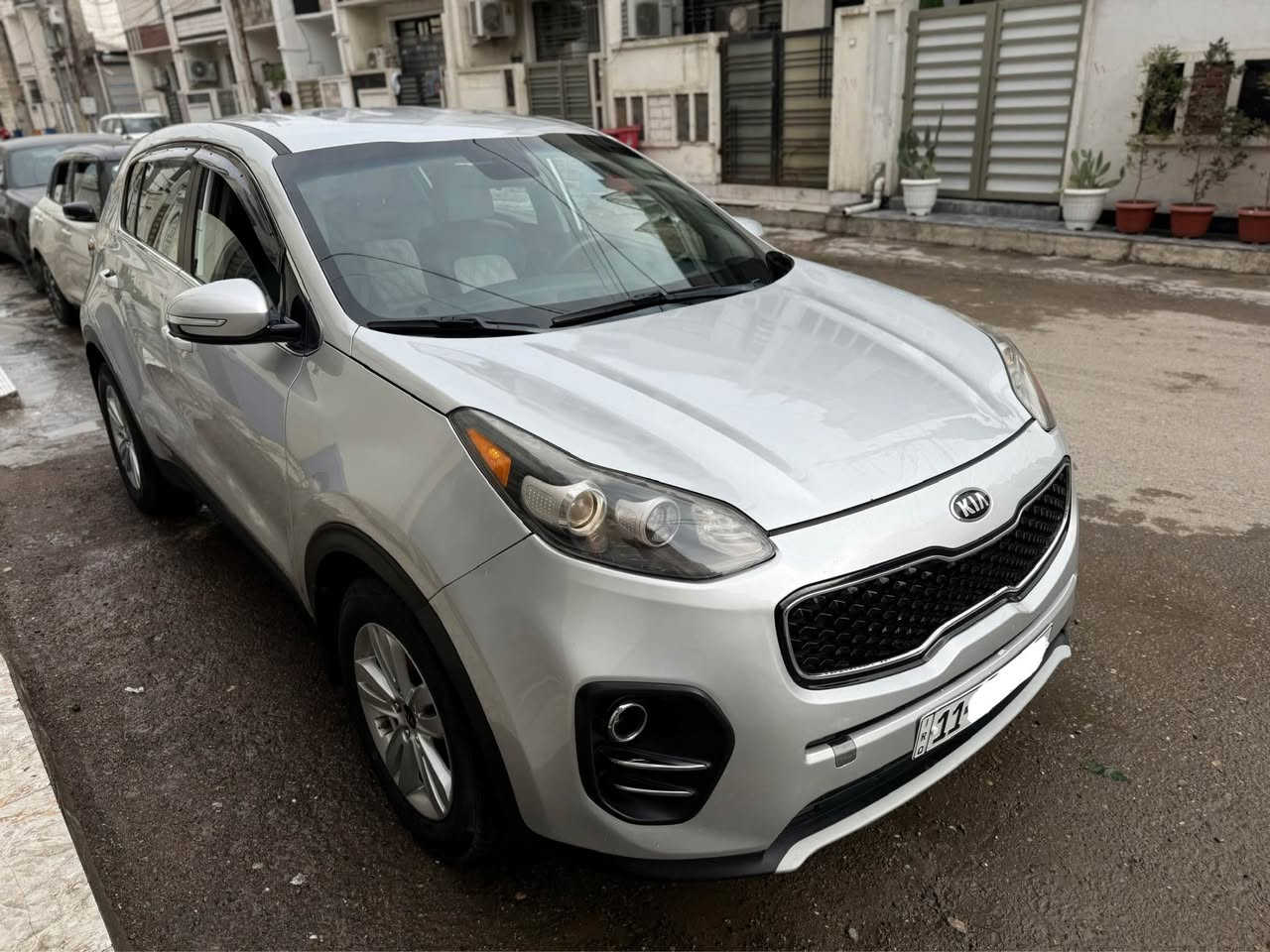 سبورتج 2018 سيارة جديدة بدون اي نقص ماشيه ٨٠ فقط 
رقم جديد بأسمي تحويل مباشر 
وارد امريكي حادث جاملغ وبنيد جدا خفيف موجودة الصور 

شاشة وكاميرا. تحكمات ستيرن. مري شفط. اشاير مري. داخل صاج   
وضعيات قيادة.كشنات جلد. تبريد تدفئة. سيارة بلادية بدون نقص 

السعر١٥٥ وبيهه مجال للشراي 
الاتصال على الرقم 
 *********** يوجد واتساب 

العنوان بغداد الدورة شارع ٦٠ بغداد, العراق
