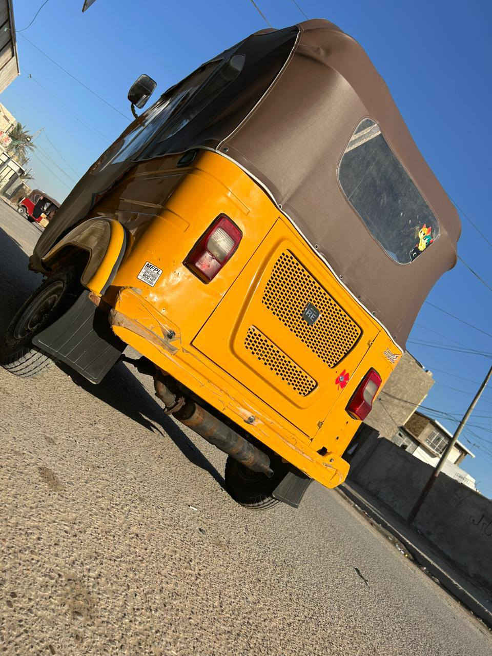 السلام وعليكم تكتك 21للبيع مرقمه بسمي تحويل ثاني يوم  الاستفسار الاتصال ***********
