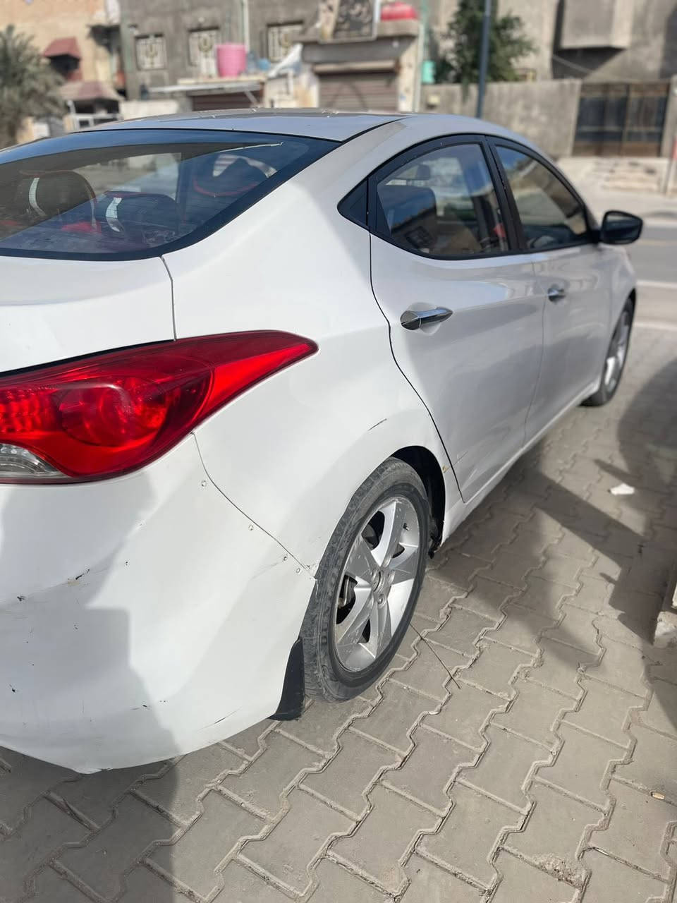 أفانتي 2012   سيارة رقم بصرة بسمي تحويل ثاني يوم السعر 90 مكان البصرة ***********
