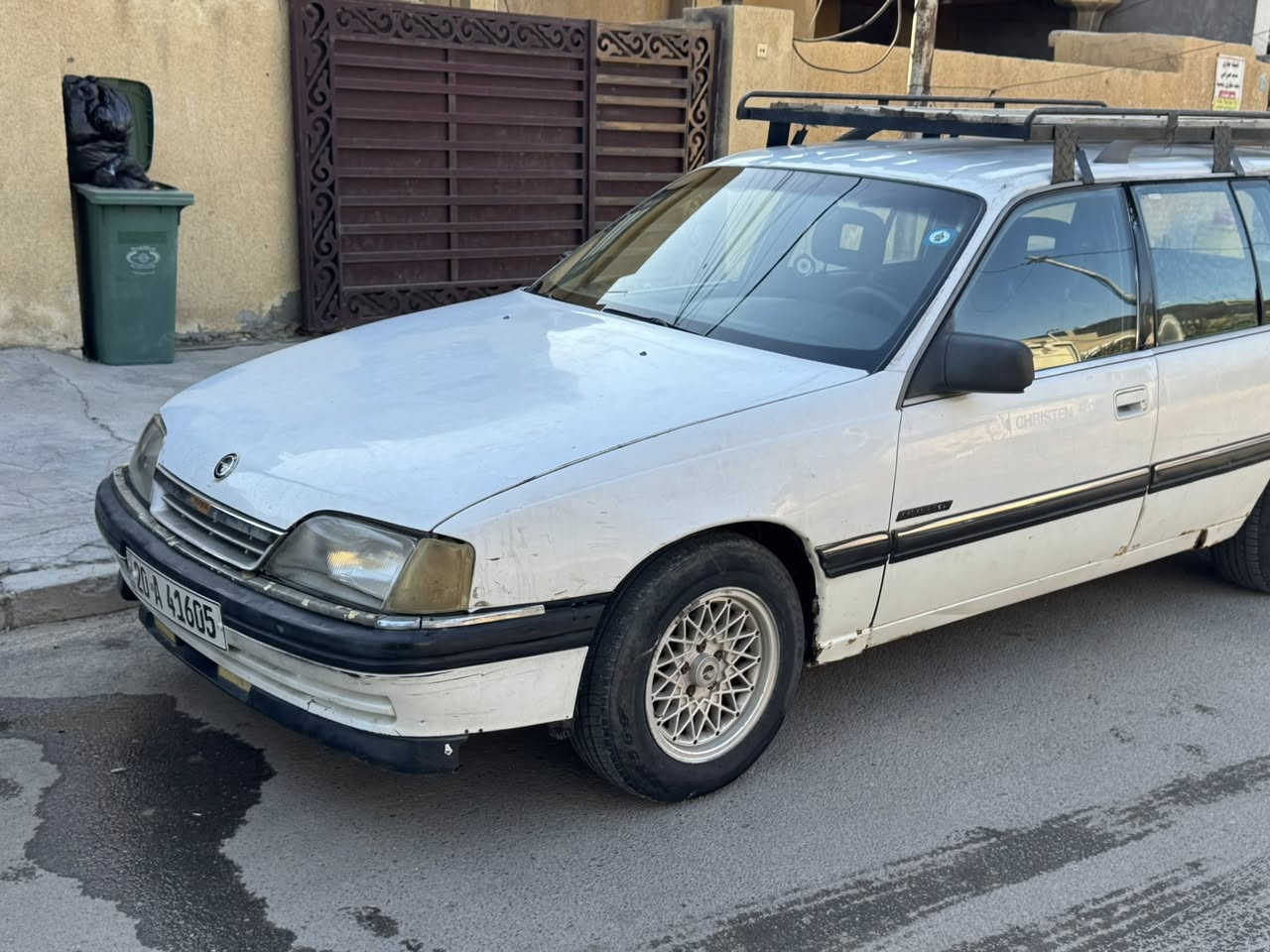 سلام عليكم اوبل اوميكا موديل 92بسمي شرط تحويل عنوان السياره بغداد الدوره  سعر السياره 32اتصال***********
