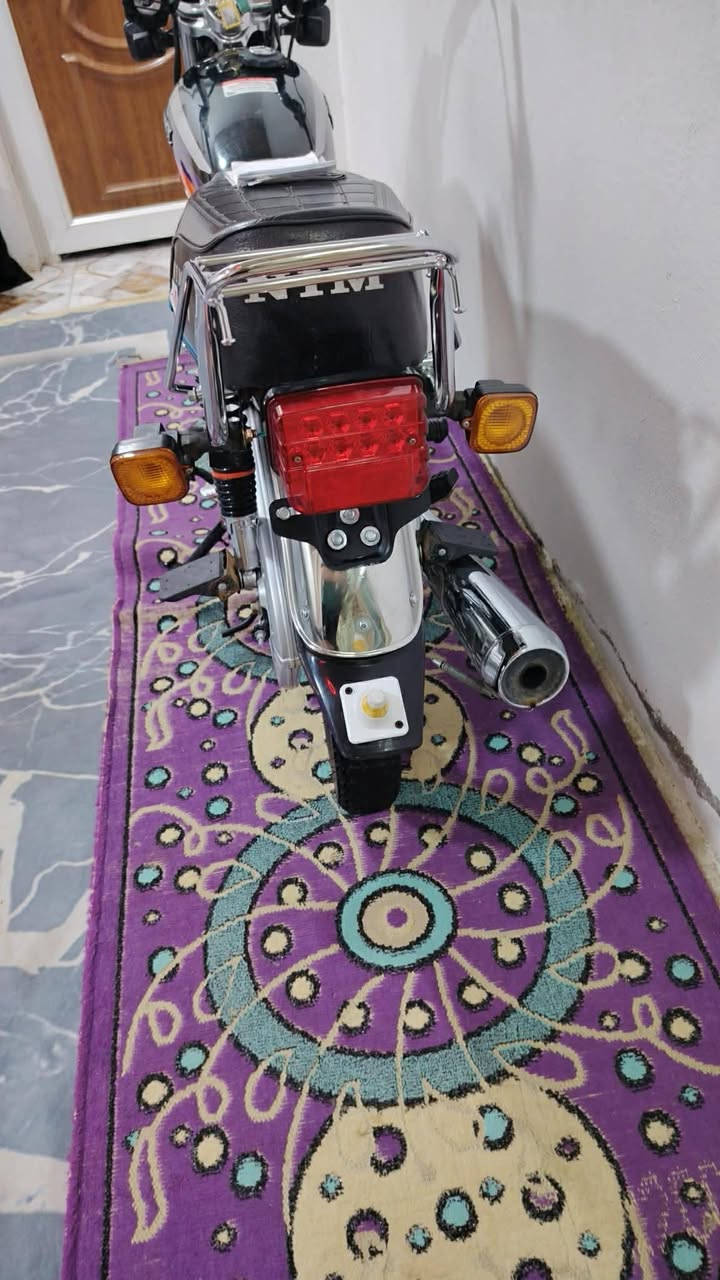 السلام عليكم ورحمة الله وبركاته
دراجه نامه ٢٥ امتياز باب اول اصولي الدراجه كفاله حته من الشخط وشرط الترقيم شلعه معدل تشك الكاع بسعر ٨٢٥ وبيهه مجال المكان
ديالى الخالص قرب فلكه مصطفى جواد
الرقم ***********
