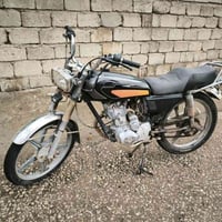 للبيع 5كير السعر 200وبيه مجال استفسار اكثر اتصل على صاحبه 07766656134