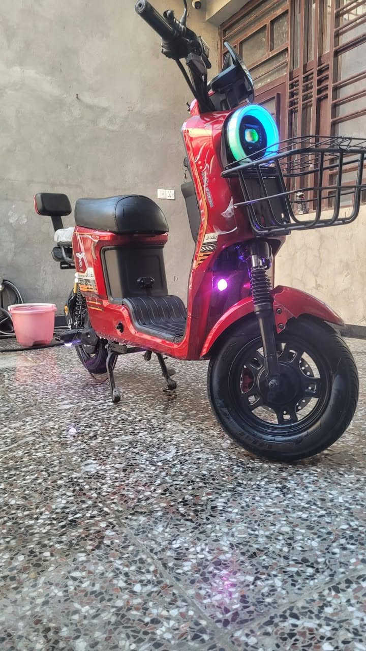 R9 مديل 2025 جديدة بطاريات ٦
السعر ٤٥٠ موبايل ***********
