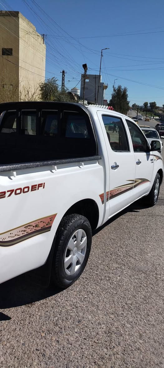 السلام عليكم بيكم لبيع فقط بدون معارض موديل 2009 سعودي رقم نينوى دولي سنوية 2029 شرط التحويل كابون بانزين محرك  ما مفتوح ماشي 199كير مكفول سياره بدون صبق وضع شركه للاستفسار الاتصال على الرقم *********** /*********** مكاني موصل بل الايمن
