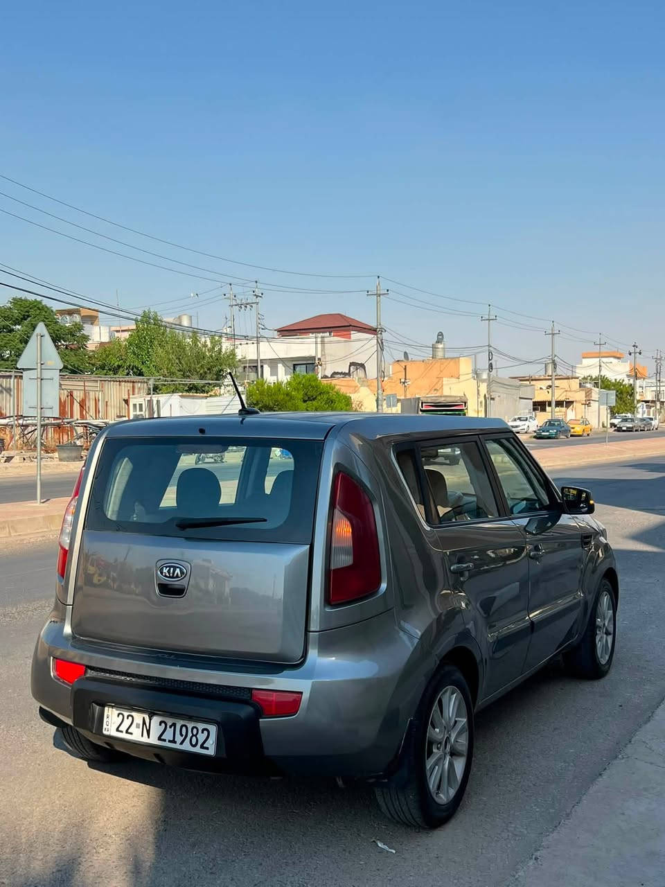كيا سول
موديل ٢٠١٣ 
گير توماتيك
گير و مه كينه به شه رت
تەبرید بەشەرت
سبوخ حيزام سبوخ لو جوان ى به خوم حيزام كرديه
سياره ك پاكو خاوينه

سه وه نوى ژينگه ى نويه ٢٠٣١
٨٥ وەرەقه
***********

