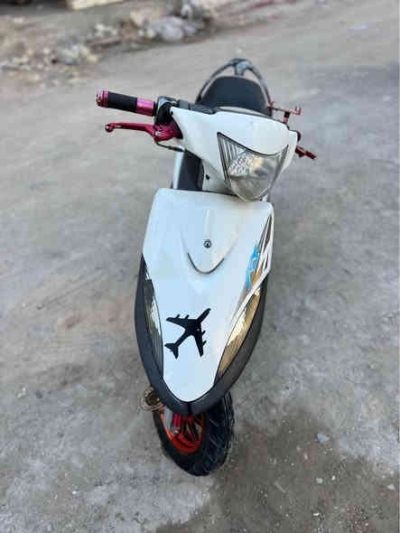 ماكس عدلة ملحة كفرات مختمة تزويد كلة توبو الدراجة نقصهة بس سلف وباتري هندر واحد تشتغل شلعة حلوة ومعدل حلو مكان بغداد الدورة اي استفسار *********** بغداد
