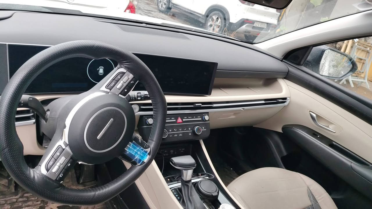 سلام عليكم توسان خليجي
مديل 2025 زيروماشية 3000
فول مواصفات صورهة موجودة
سعر 232قفل قفل
رقم ***********
