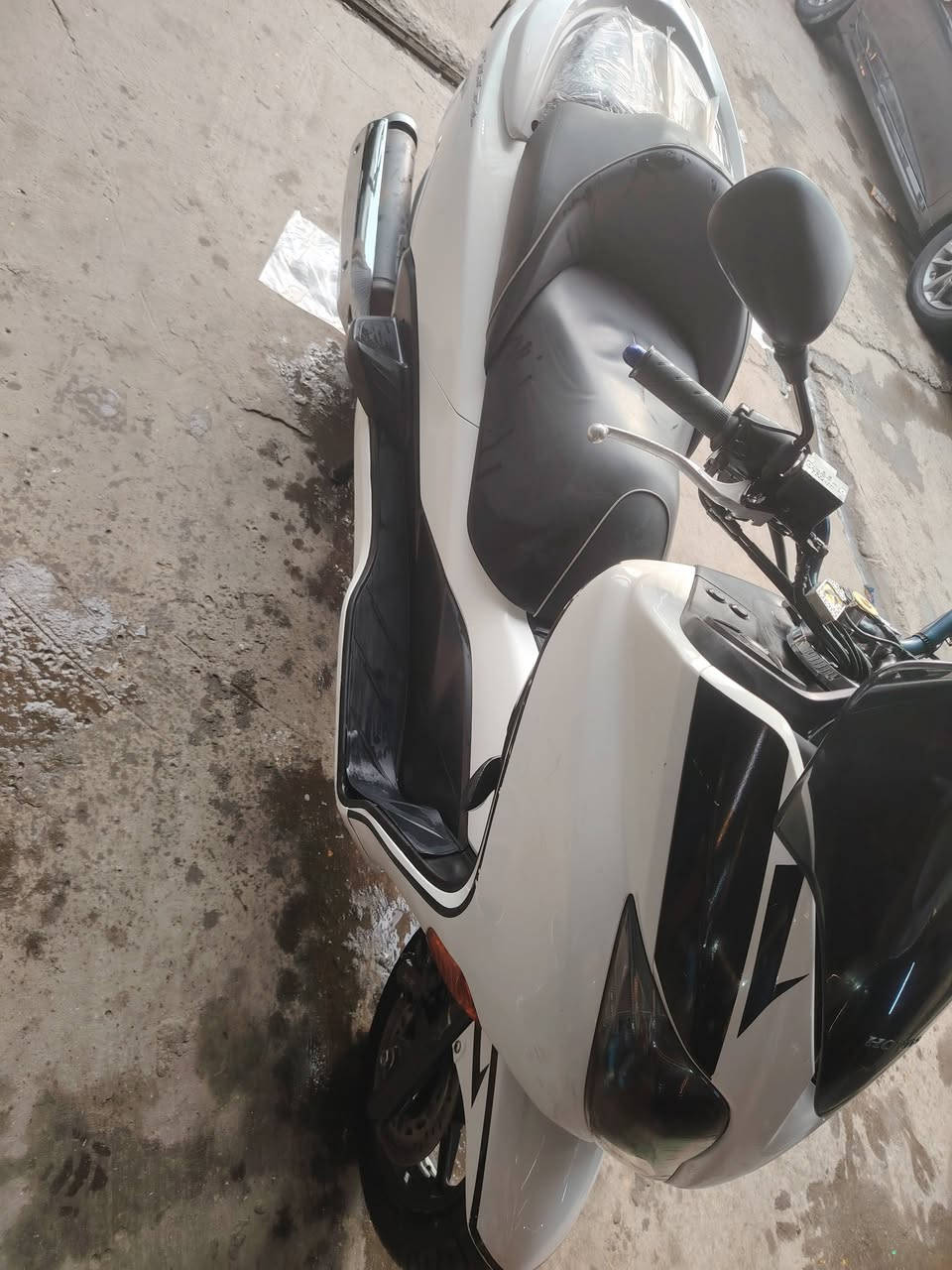 ***********
سعر واحد ونص عنوان حي الجهاد
