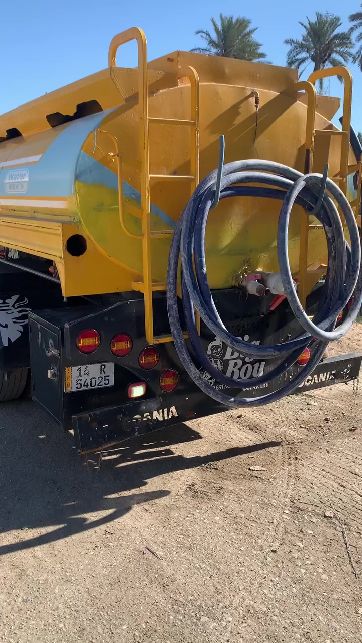 سلام عليكم تنكر البيع سكانية سيارة جاهزة الاخير كاملة مكملة مكينة كير حدادة تايرات كلة جديد بسمي رقم وسنوية نكليزي  بل سنوية تنكر ماء اصل سيارة متعوب علية وشغل مضبوط جاهزة الشغل ثاني يوم تطلع الشغل بية حمولة 11 طن البيع السعر 175 وبية مجال قليل مكاني بصرة شط العرب الجزيرة الرابعة هاذ رقمي *********** وهاذ الأثير ***********
