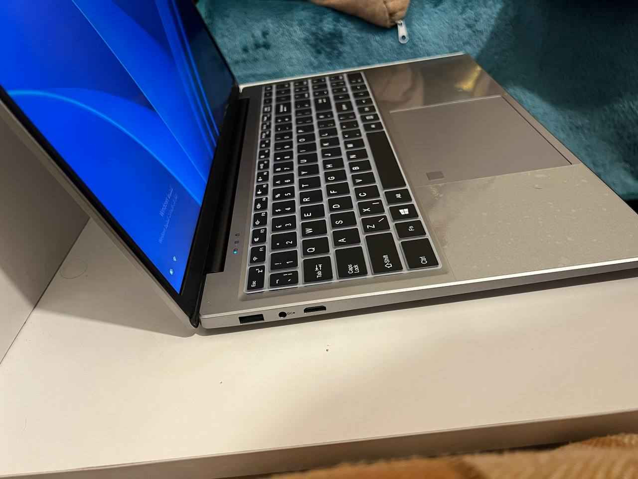 وندوز 11بروه ذاكره واحد تيره رام 16 جديد ممستعمل فقط الفتح بعده بسلفون سعر 375 الف مكاني اربيل Colombo, Sri Lanka


**إذا كنت صاحب هذا الإعلان وتريد حذفه لأي سبب، رجاءا أرسل رسالة إلى الدعم الفني**