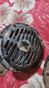 هورن بوش الماني جان بسيارتي وبعتها للبيع ب٥٠٠ الف 
عنواني البصرة
رقمي ***********
وانا خادم
