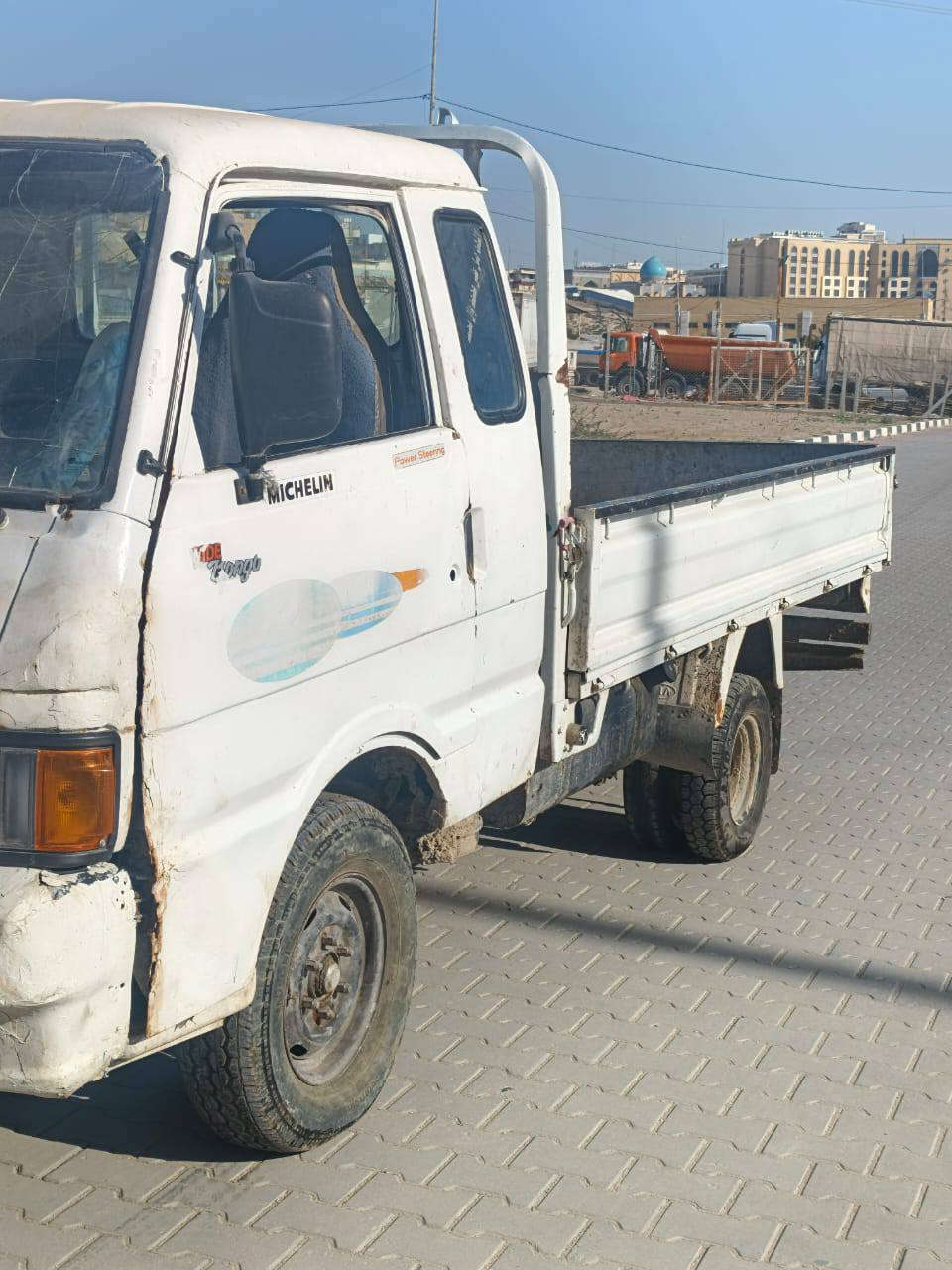 سلام عليكم كيا بنكو للبيع سبعة جنكال سيارة جاهزة كير ومكينة وشاصي حدادية جديدة سيارة خير من الله مداور ثاني يوم راعيهة بلحيدرية مكاني نجف اتصال  ***********
