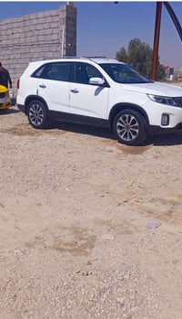 سورنتو • موديل ٢٠١٥ • ماشيه ١٠٠ الف