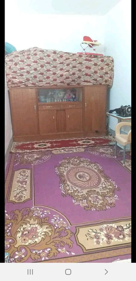 بيت للبيع المساحه 400 متر طابو زراعي سند 25 قرار محكمه
شارع 10متر    البيت بي 3غرف وصاله وستقبال وتخاريج ومطبخ

عنوان كوفه علوت الفحل شارع الفلل وره متنزه جنات الكوه مباشر 

أساس وسقف صب کونكربت بنیان طابوك نهروان 

البناء جديد ونضيف رضيه كاشي كل البيت 

يحتوي غرف 3  وستقبال وصاله ومطبخ وصحيات داخليه وخارجيه

 وطارمه جبيره
العنوان شارع الفلل وره متنزه جنات الكوفه مباشر 

متوفر كافه الخدمات 

واتساب.. ***********
